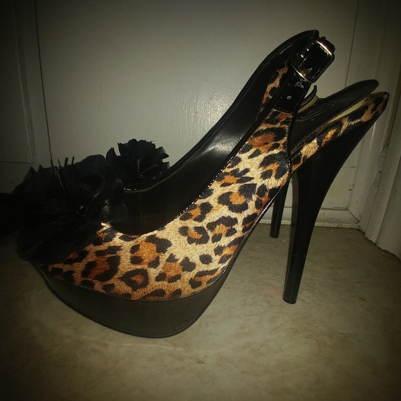 Leopard Print Heels - Picture 3 of 6
